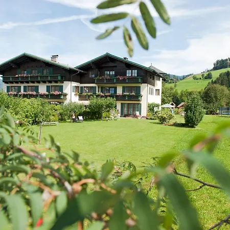 Kreuzer Guest house 3*